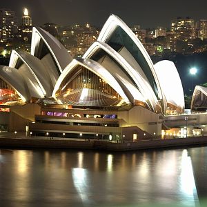 Sydney_Opera_House_Night.jpg